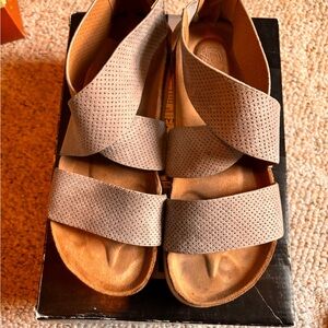 New Directions Irlena Grey Sandal